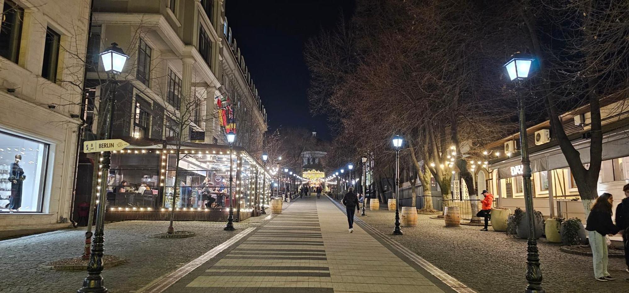 All New And Cozy Apartment In The Silence Center Кишинёв Экстерьер фото